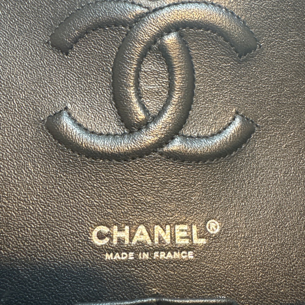 Chanel Classic Medium Double Flap Bag - Picture 8 of 16